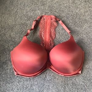 NWOT Victoria’s Secret Bombshell Bra 38DD